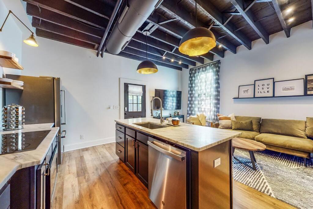 Luxury 8 Bed/4 Ba Nulu Home Private Yard/Parking 루이빌 외부 사진